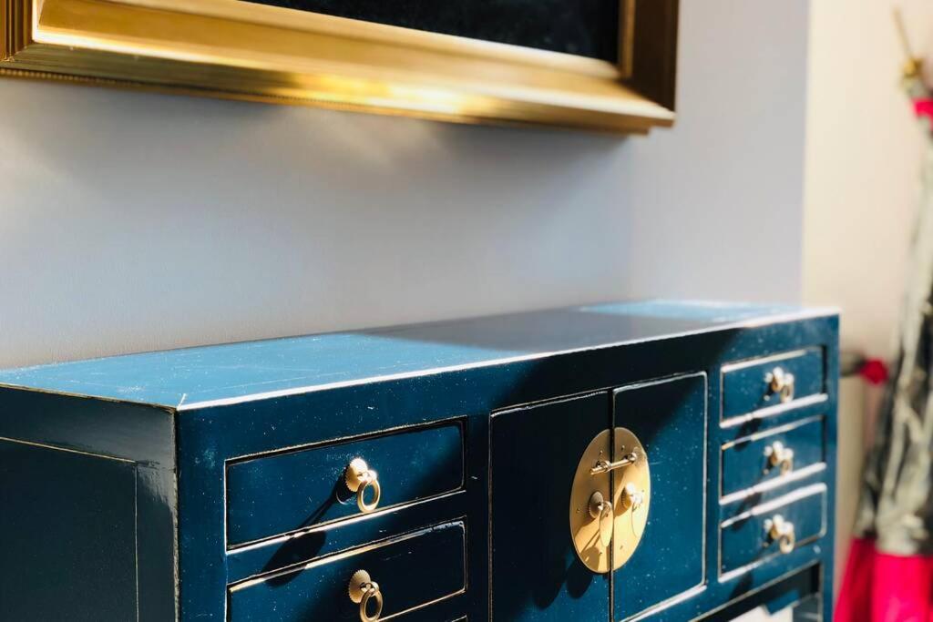 Brussels By Foot! Authenticity & Luxury Nearby Apartment Bagian luar foto