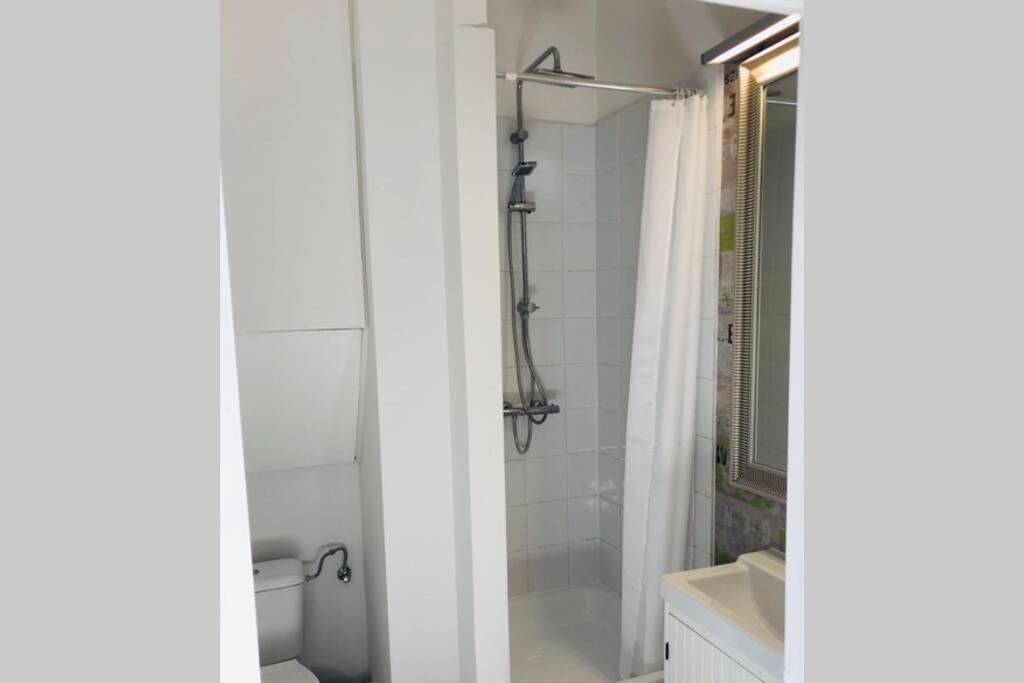 Brussels By Foot! Authenticity & Luxury Nearby Apartment Bagian luar foto